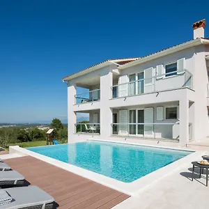  Ferienhaus L - With 2 Separate Units