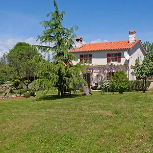  Ferienhaus Marija-lorena In Gora Glušići